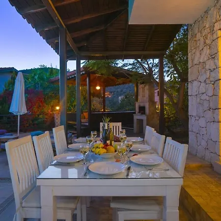 Otantik Kaş
